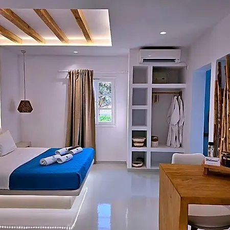 Отель Coralli Naxos City